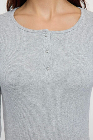 Kadın Moda Şık Regular Havuz Yaka Slim Kalıp Örme Çıtçıtlı Fitted Vücuda Oturan Fitilli Esnek Bluz