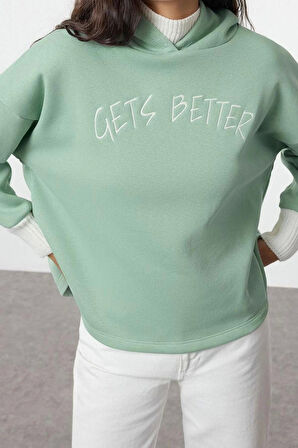 Kadın Moda Şık Relaxed Kapüşonlu Düşük Kol Uzun Kalın İçi Polarlı Triko Bant Detaylı Örme Sweatshirt