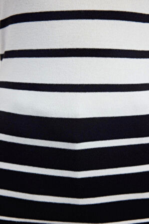 Kadın Moda Şık Üst Giyim Crop Bisiklet Yaka Slim Kalıp Triko Sıfır Kol Çizgili Bluz