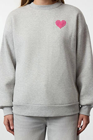 Kadın Oversize Bisiklet Yaka Düşük Kol Uzun Kalın Polarlı  Sırt Kabartma Baskılı Örme Sweatshirt