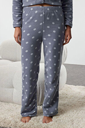Kadın Moda Şık Gömlek Yaka Boru Paça Uzun Kol Kış Temalı Cepli Polar Kışlık Örme Pijama Takımı
