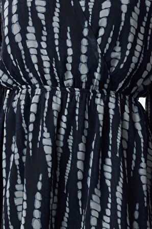 Kadın Mini Boy Kruvaze Regular Soyut Desen Yaka Skater Belden Açılan Astarlı Şifon Dokuma Elbise