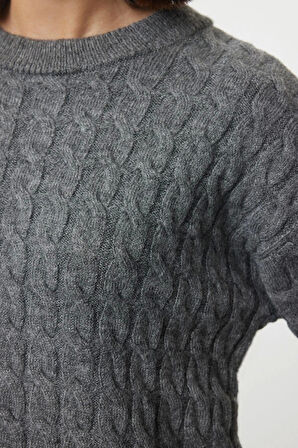 Kadın Moda Şık Bisiklet Yaka Standart Kol Regular Yumuşak Dokulu Basic Triko Kazak