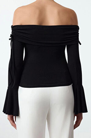 Kadın Moda Şık Regular Carmen Yaka İspanyol Kol Regular Kalıp Örme Bağlama Detaylı Şık Bluz