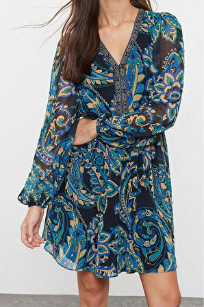 Kadın Moda Şık Mini Boy V Yaka Regular Çiçekli Dokuma Elbise