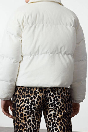 Kadın Moda Şık Oversize Gömlek Yaka Standart Düz Astarlı Gömlek Yaka Fitilli Kadife Şişme Mont