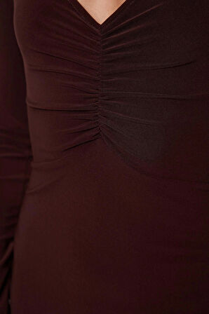 Kadın Moda Şık Midi Boy Bisiklet Yaka Fitted Vücuda Oturan Cut Out Pencere Detaylı Örme Elbise