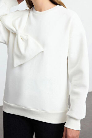 Kadın Moda Şık Bol Bisiklet Yaka Düşük Kol Uzun İnce Kurdele Detaylı Rahat Kesim Örme Sweatshirt