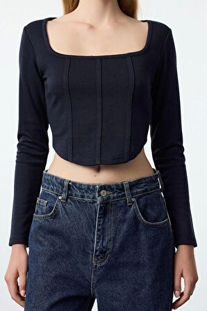 Kadın Moda Şık Crop Kare Yaka Slim Kalıp Örme Biye Detaylı Fitted Vücuda Oturan İnterlok Bluz