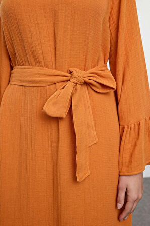 Kadın Moda Şık Tesettür Maxi Boy Bisiklet Yaka Relaxed Eteği Fırfırlı Müslin Dokuma Elbise