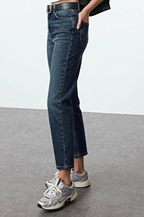 Kadın Moda Şık Kot Pantolon Boru Paça Uzun Boy Denim Yüksek Bel Slim Mom Jeans