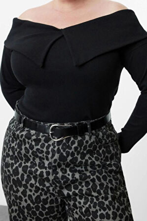 Kadın Moda Şık Büyük Beden Regular Carmen Yaka Regular Kalıp Örme Kaşkorse Bluz