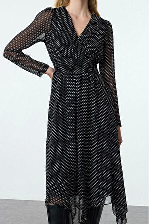 Kadın Midi Boy Kruvaze Puantiyeli A Kesim Yaka Mendil Etek Detaylı Astarlı Şifon Dokuma Elbise