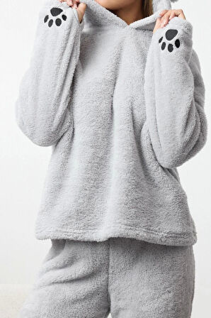 Kadın Moda Şık Kapüşonlu Boru Paça Uzun Kol ve Nakışlı Wellsoft Kışlık Örme Pijama Takımı