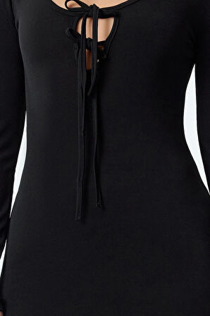 Kadın Moda Şık Maxi Boy U Yaka Fitted Vücuda Oturan Göğüsten Bağlama Detaylı Örme Uzun Elbise