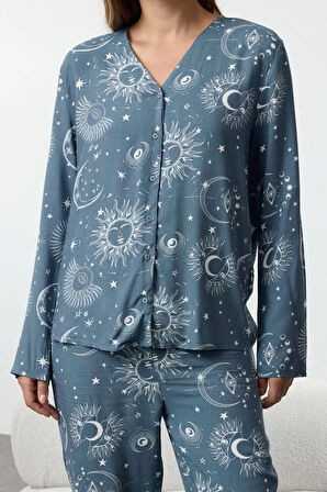 Kadın Moda Şık Gömlek Yaka Boru Paça Uzun Kol Kadın Galaksi Desenli Viskon Dokuma Pijama Takımı