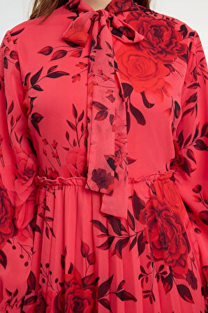 Kadın Tesettür Maxi Boy Boyundan Bağlamalı Astarlı Piliseli Şifon Dokuma Elbise