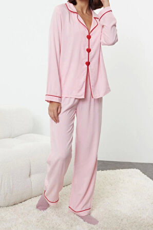Kadın Moda Şık Gömlek Yaka Boru Paça Uzun Kol Kalpli Biyeli Viskon Dokuma Pijama Takımı