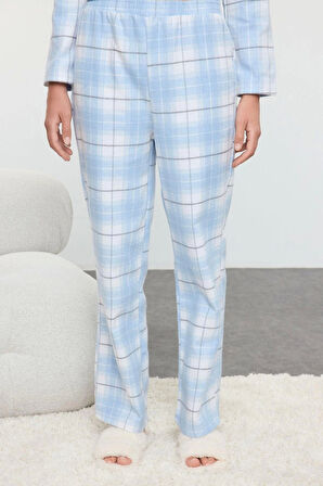 Kadın Moda Şık Gömlek Yaka Boru Paça Uzun Kol Pamuklu Ekoseli Cep Detaylı Dokuma Pijama Takımı