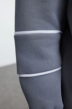 Kadın Moda Şık Oversize Fermuarlı Yaka Düşük Kol Standart Biye Detaylı Geniş Kalıp Örme Sweatshirt