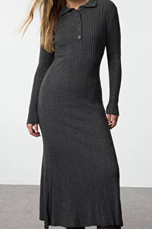 Kadın Moda Şık Tesettür Maxi Boy Polo Yaka Fitted Ribana Triko Elbise
