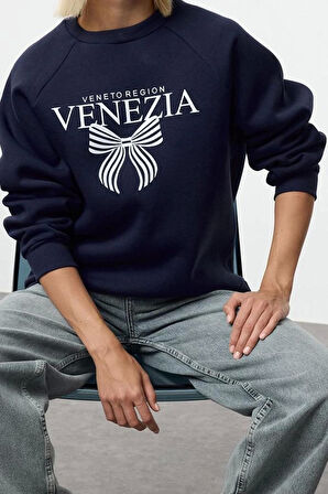 Kadın Bisiklet Yaka Reglan Kol Rahat Kalıp Reglan Kol Slogan ve Fiyonk Baskılı Örme Sweatshirt