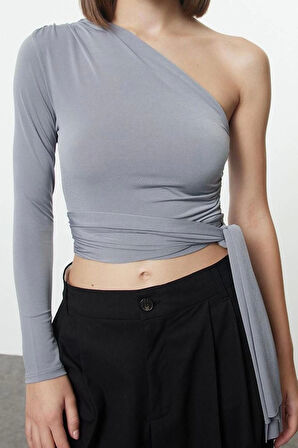 Kadın Moda Şık Crop Asimetrik Yaka Tek Kol Slim Kalıp Örme Leopar Baskılı Bağlama Detaylı Esnek Bluz
