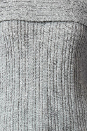 Kadın Moda Şık Carmen Yaka Standart Kol Regular Yumuşak Dokulu Triko Kazak