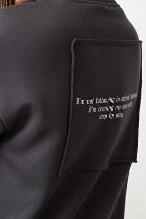 Kadın Bisiklet Yaka Düşük Kol Normal Kalıp Ön ve Sırt Baskılı Kalın Polarlı Örme Sweatshirt