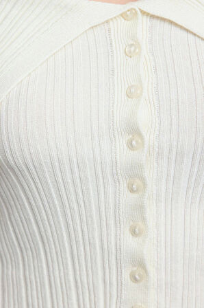 Kadın Moda Şık Carmen Yaka Standart Kol Crop Özel İplik Triko Hırka