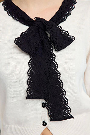 Kadın Moda Şık Bisiklet Yaka Standart Kol Crop Garni Detaylı Renk Bloklu Triko Hırka