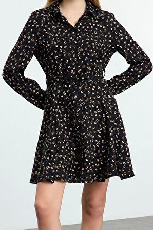 Kadın Moda Şık Mini Boy Gömlek Yaka Regular Kuşaklı Animal Dokuma Elbise