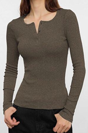 Kadın Moda Şık Regular Havuz Yaka Slim Kalıp Örme Çıtçıtlı Fitted Vücuda Oturan Fitilli Esnek Bluz