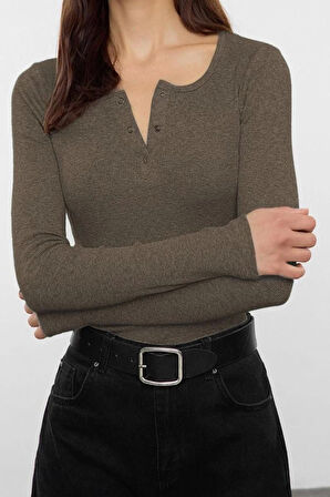 Kadın Moda Şık Regular Havuz Yaka Slim Kalıp Örme Çıtçıtlı Fitted Vücuda Oturan Fitilli Esnek Bluz