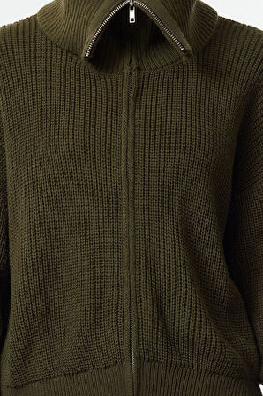 Kadın Moda Şık Devrik Yaka Düşük Kol Regular Geniş Kalıp Fermuarlı Triko Hırka