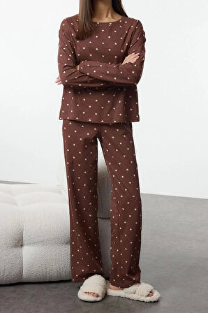 Kadın Moda Bisiklet Yaka Boru Paça Uzun Kol %100 Pamuklu Puantiye ve Kalp Desenli Örme Pijama Takımı