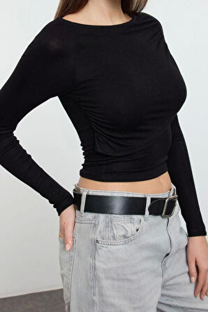 Kadın Moda Şık Üst Giyim Crop Bisiklet Yaka Fitted Kalıp Örme Büzgü Drape Detaylı Vücuda Oturan Bluz