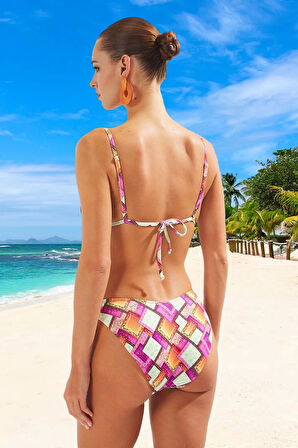 Modern Desenli Bikini Takımı Yaz Koleksiyonu Plaj Ve Havuz İçin Klora Dayanıklı