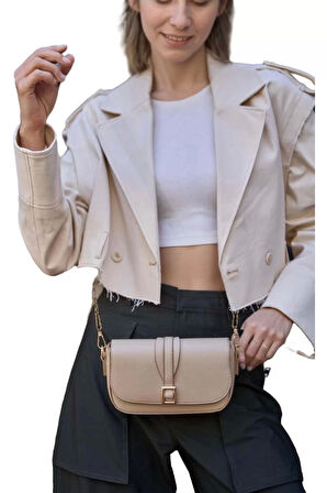 Kadın Minimalist Çapraz Askılı Suni Deri Çanta Günlük ve Şık Kullanım Modern Stil Trend Tasarım
