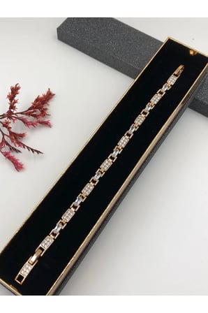 Çelik Kadın Bileklik Altın Renk Xuping Şıklığın Tamamlayıcısı Bakır Renk 19 Cm kutulu Renk Atmaz