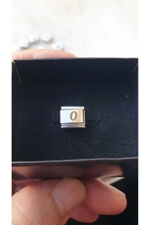 Harfli İtalyan Bileklik Charmı O harf Figürlü 1 CM 9 MM Fmaccesories