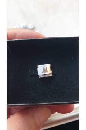 İTALYAN ÇELİK CHARM ÇELİK CHARM M HARFİ İSİM TARİH BAŞ HARF YAZILIR 9 MM FMACCESORİES