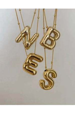Çelik Kadın Kolye  Üç Boyutlu Çelik A Harfli Balon Gold Renk Kolye
