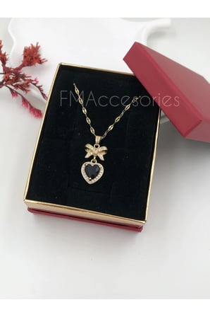 Çelik Kadın Kolye  Çelik Kadın Kolye Paslanmaz Çelik 14k Gold Siyah Taşlı 45 cm Kolye Antialerjik HEDİYE KUTULU
