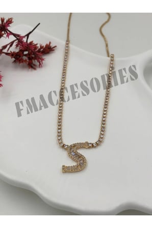 Çelik Kadın Kolye  S Harfli Çelik Kolye 14 K Gold Renk Su Yolu Taşlı Zincirli 45 Cm Antialerjik 316L Kararmaz Kolye