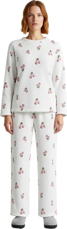 Kadın Çiçekli Uzun Kollu Pijama Takımı Fonksiyonel Dayanıklı Kaliteli Konforlu Estetik Şık