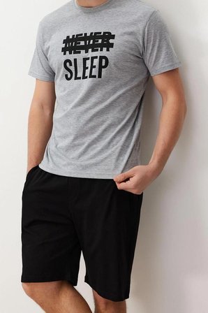 Erkek Tişört ve Şortlu Pijama Takımı Slogan Baskılı Fonksiyonel Dayanıklı Kaliteli Estetik