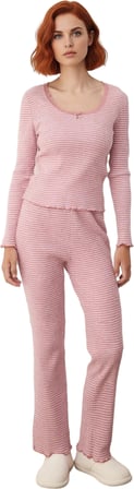 Kadın Çizgili Yumuşak Tuşeli Pijama Takımı Dantel Detaylı Fonksiyonel Dayanıklı Kaliteli Şık