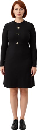 Kadın Şık Aksesuar Detaylı Düz Desen Kaşkorse Örme Kumaş Uzun Kollu Mini Elbise Kaliteli