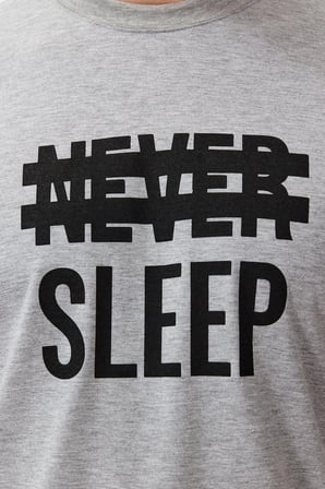 Erkek Tişört ve Şortlu Pijama Takımı Slogan Baskılı Fonksiyonel Dayanıklı Kaliteli Estetik